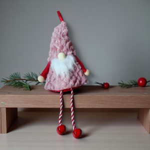  Skrzat krasnal różowy z cekinami i dzwoneczkami, zawieszka