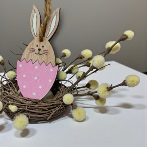 Króliczek w skorupce zawieszka WIELKANOCNA różowa