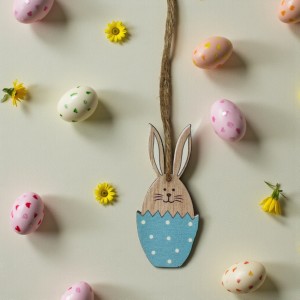 Króliczek w skorupce zawieszka WIELKANOCNA niebieska